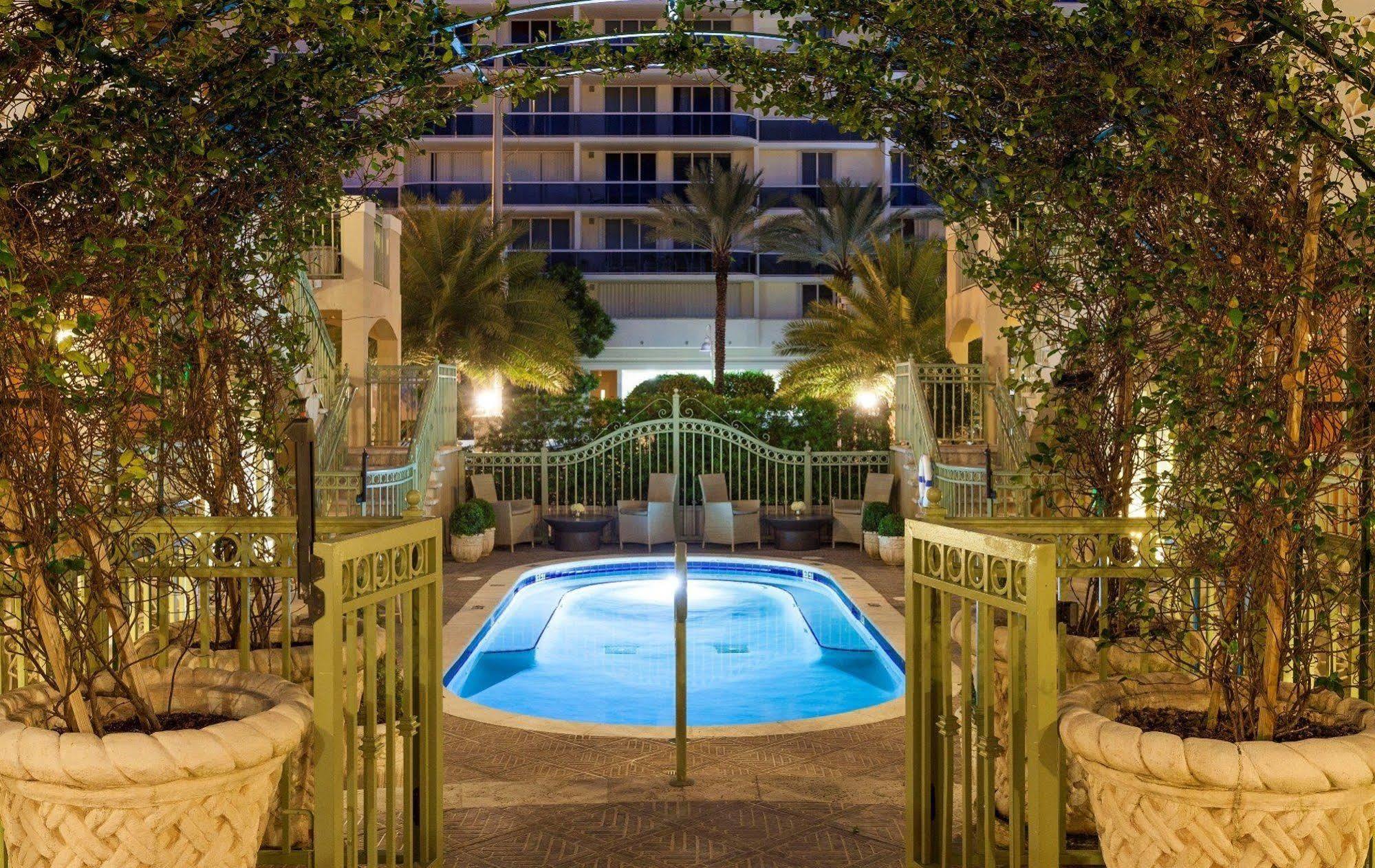 Sun Harbour Boutique Hotel Bal Harbour Luaran gambar